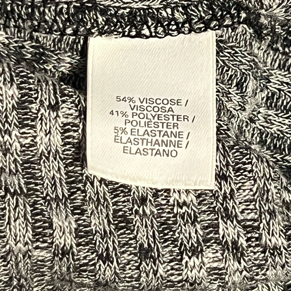 Victoria's Secret Gray Knit Tank Top - Picture 4 of 4